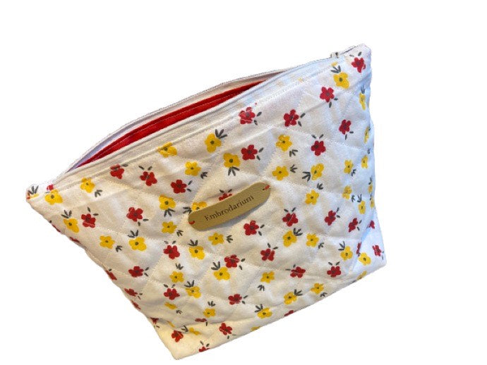 Handmade Medium Quilted Cotton Floral Zip Pouch