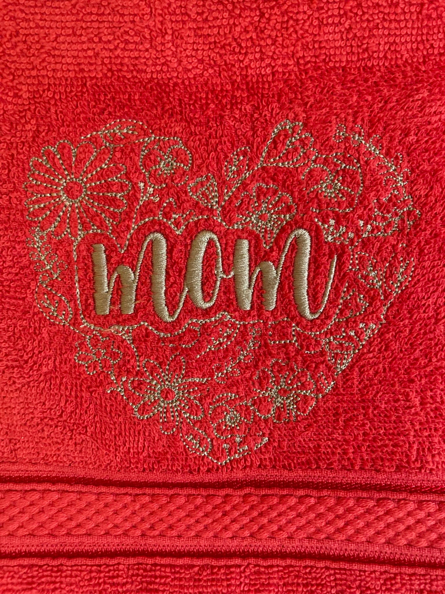 "MOM" Hand Towel – A Daily Reminder of Love